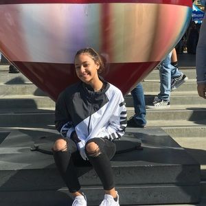 Meet your Posher, Victoria